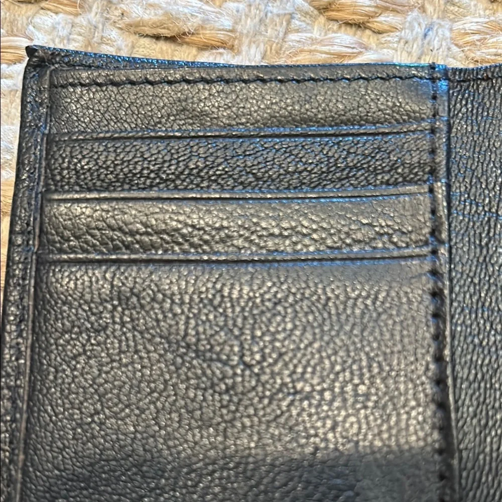 True Religion Black Key Card Holder with Horseshoe Emblem-tri-fold